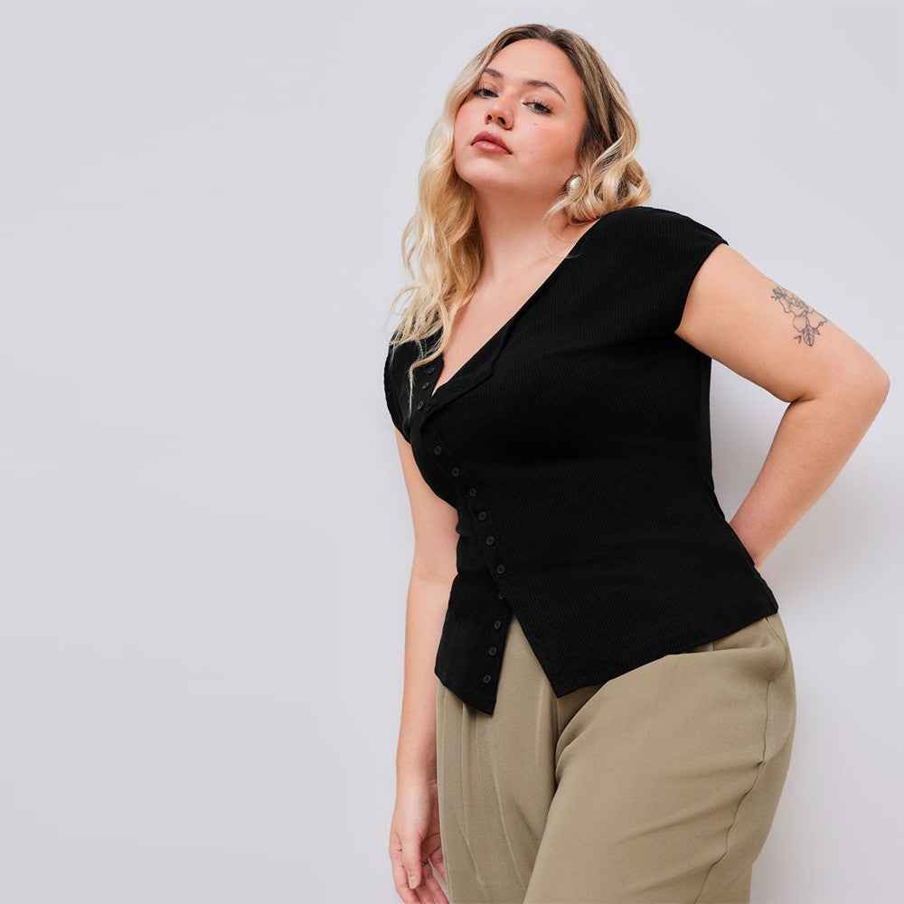 Amoria Slim Fit Diagonal Collar Buttoned Shoulder Tee